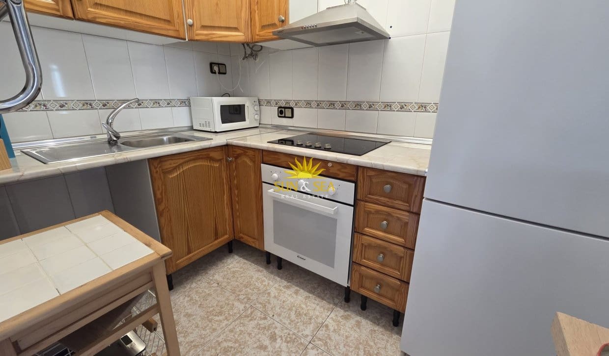 2 sovrum Bungalow att hyra i San Miguel de Salinas - 750 € (Ref: 9838686)
