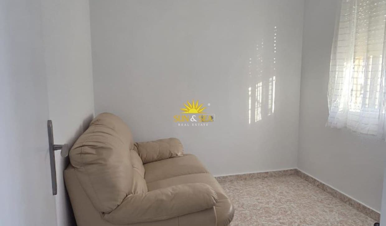 2 sovrum Bungalow att hyra i San Miguel de Salinas - 750 € (Ref: 9838686)