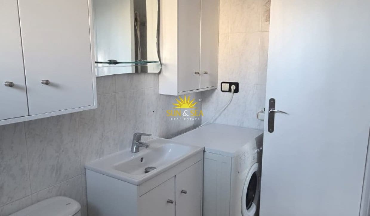 2 sovrum Bungalow att hyra i San Miguel de Salinas - 750 € (Ref: 9838686)