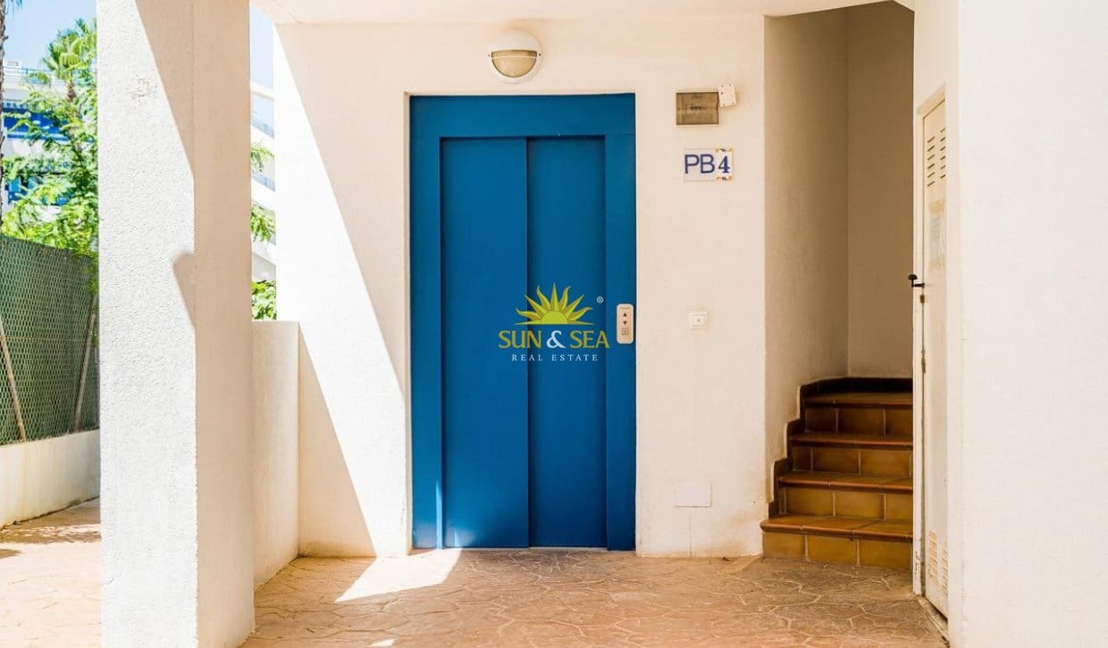2 slaapkamer Appartement voor vakantieverhuur in Orihuela Costa - € 1.150 (Ref: 9838741)