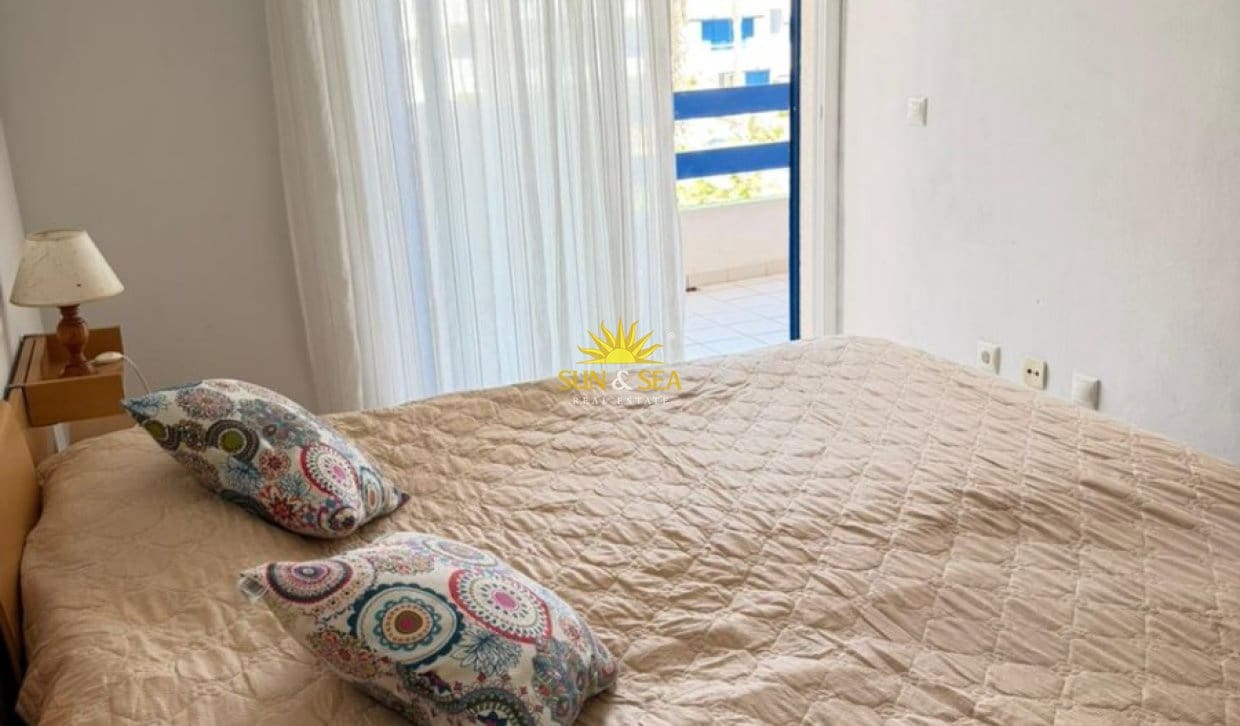 2 slaapkamer Appartement voor vakantieverhuur in Orihuela Costa - € 1.150 (Ref: 9838741)