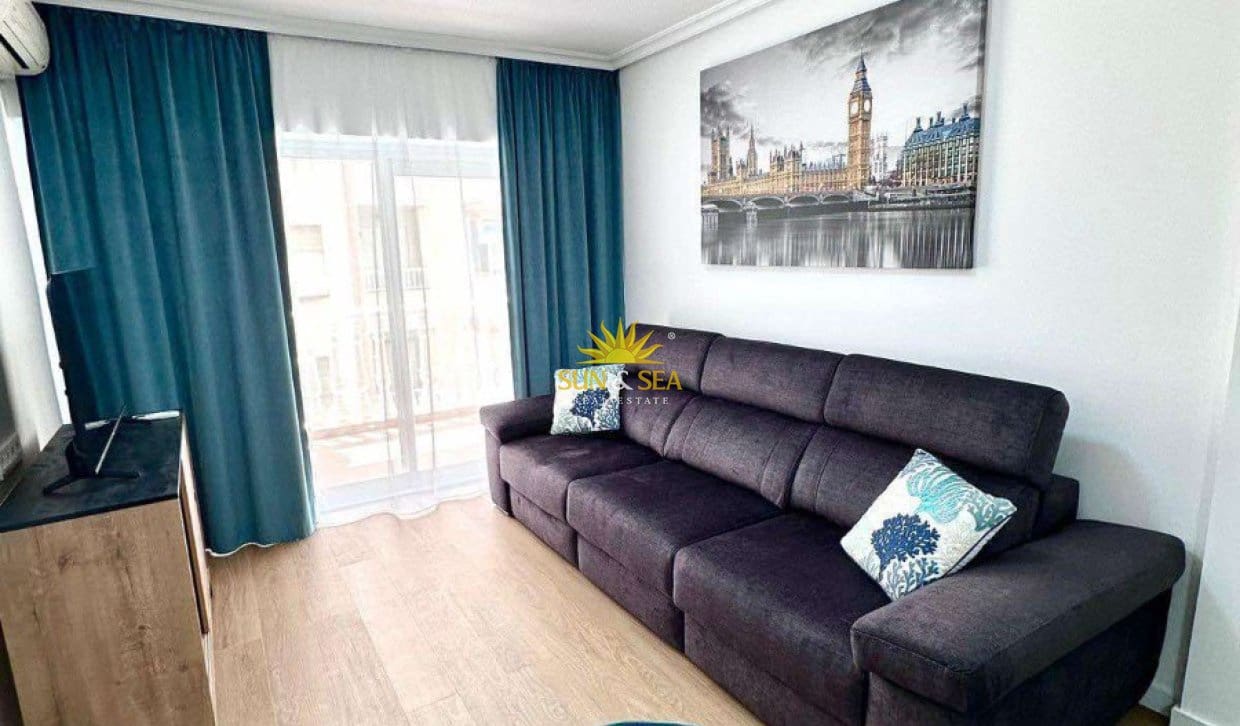 2 sypialnia Apartament na kwatery wakacyjne w Torrevieja - 850 € (Ref: 9841865)