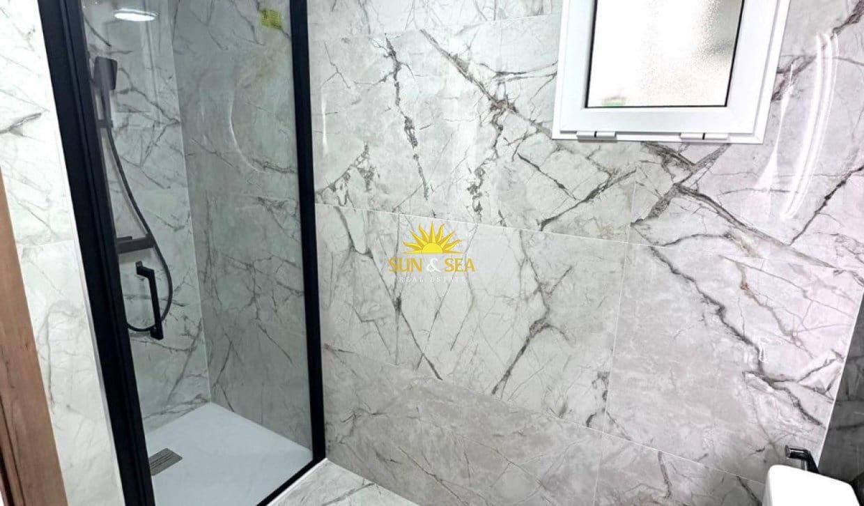 2 sypialnia Apartament na kwatery wakacyjne w Torrevieja - 850 € (Ref: 9841865)
