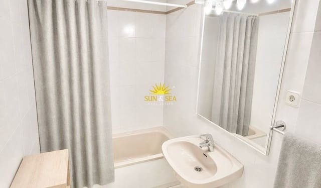 4 bedroom Apartment for holiday rental in Centro, Los Alcázares with garage - € 1,500 (Ref: 9844486)