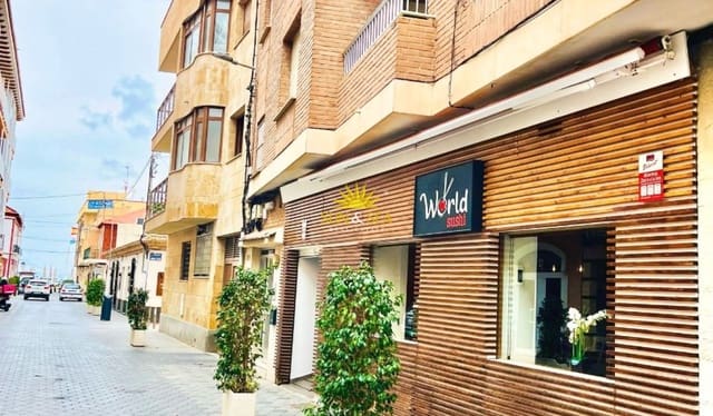 4 bedroom Apartment for holiday rental in Centro, Los Alcázares with garage - € 1,500 (Ref: 9844486)