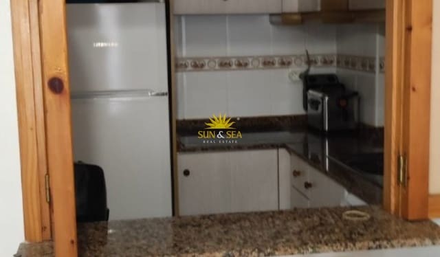 2 makuuhuone Huoneisto vuokrattavana paikassa Playa de los Locos, Torrevieja mukana uima-altaan 
autotalli - 800 € (Ref: 9844655)