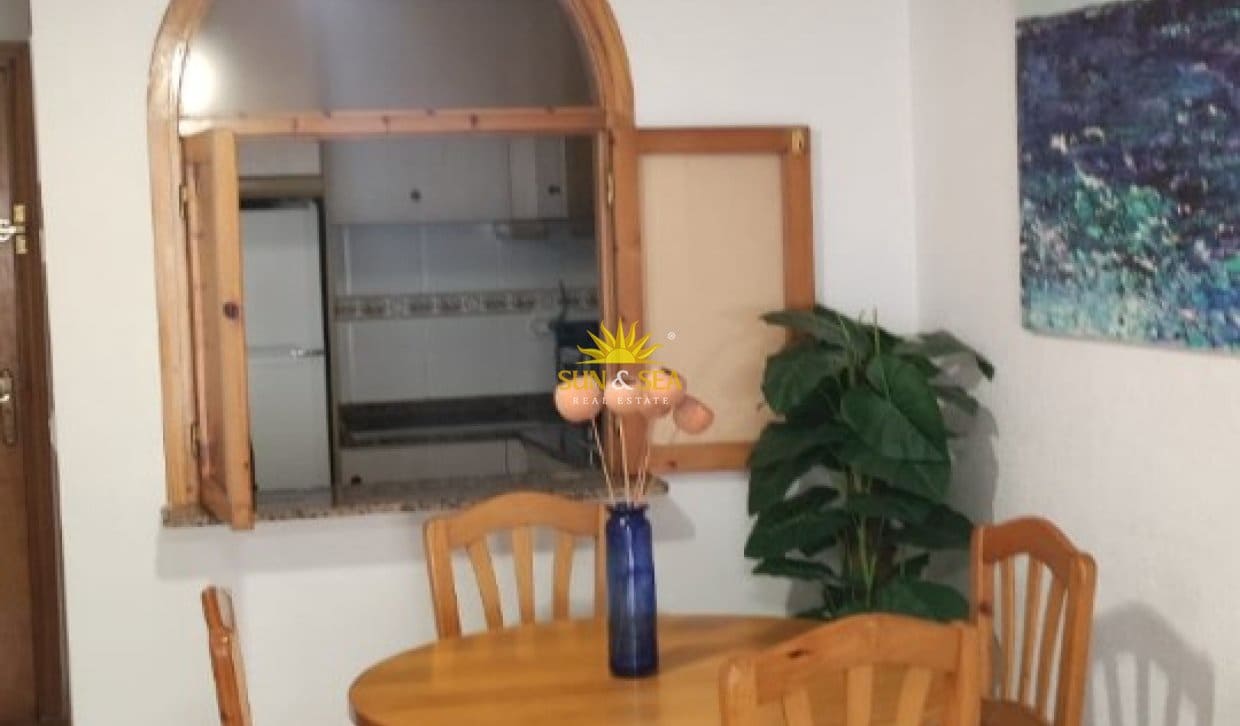 2 bedroom Apartment for rent in Torrevieja with pool garage - € 800 (Ref: 9844655)