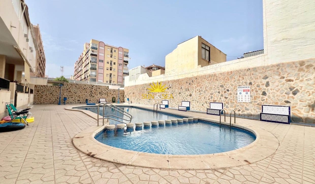 1 bedroom Apartment for sale in Torrevieja with pool - € 130,000 (Ref: 9850378)