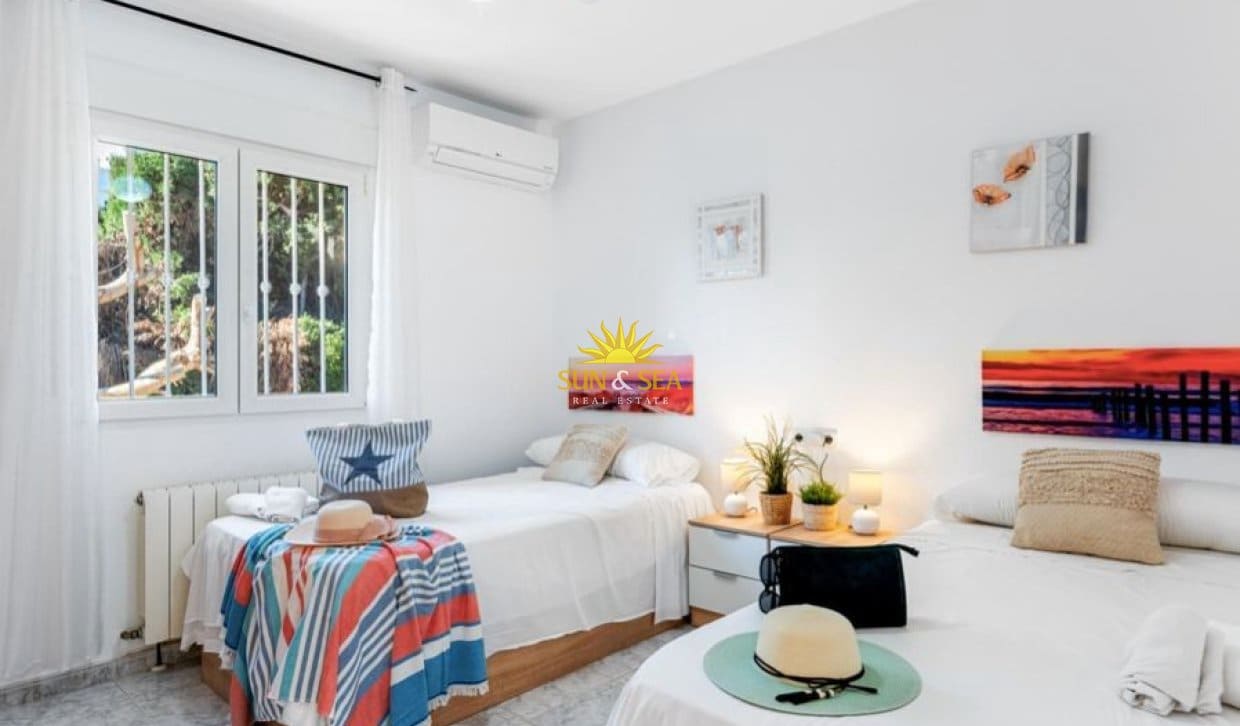 4 camera da letto Villa da affittare in Calpe / Calp con piscina garage - 3.500 € (Rif: 9850515)