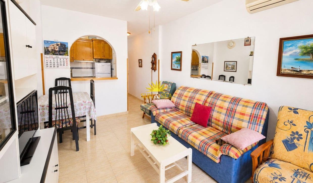 2 sovrum Lägenhet till salu i Guardamar del Segura - 136 000 € (Ref: 9850516)