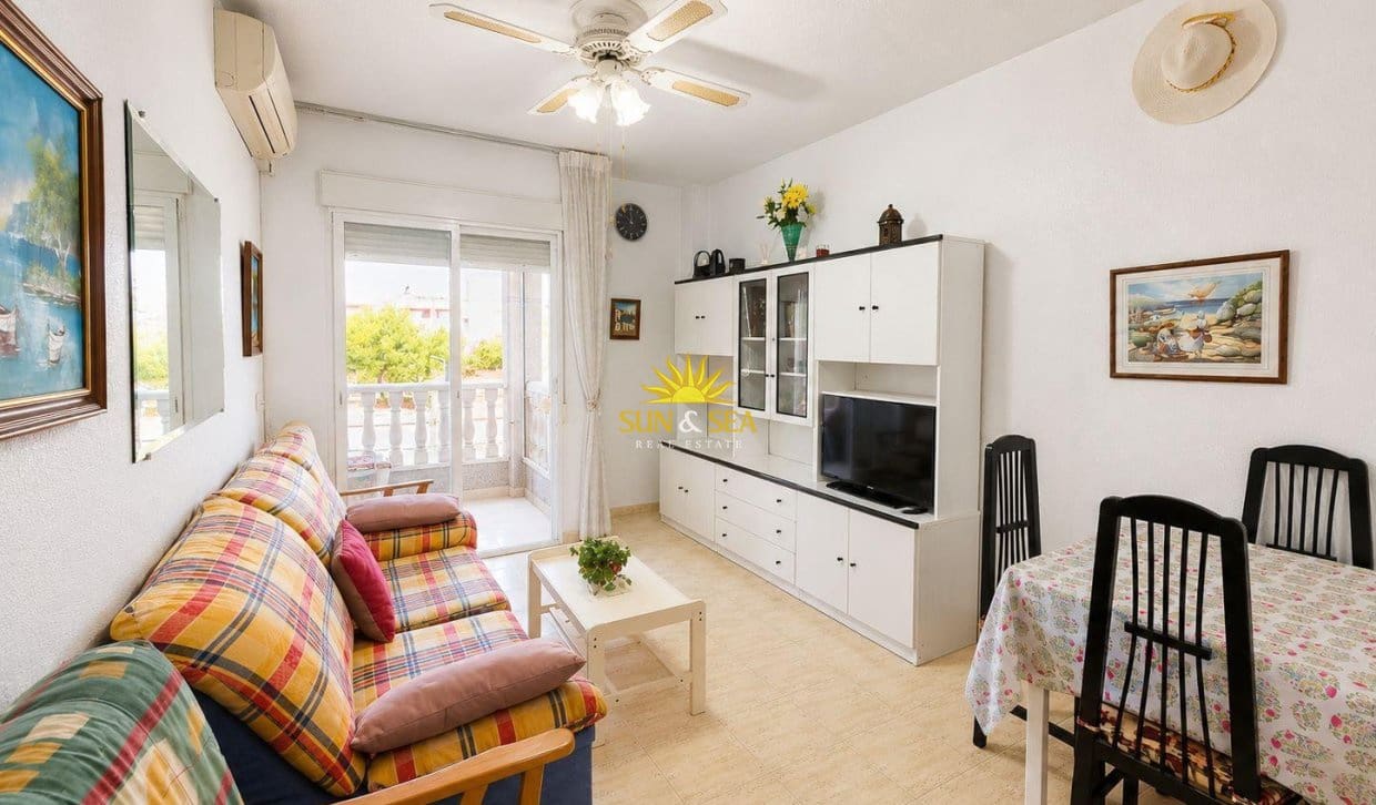 2 sovrum Lägenhet till salu i Guardamar del Segura - 136 000 € (Ref: 9850516)