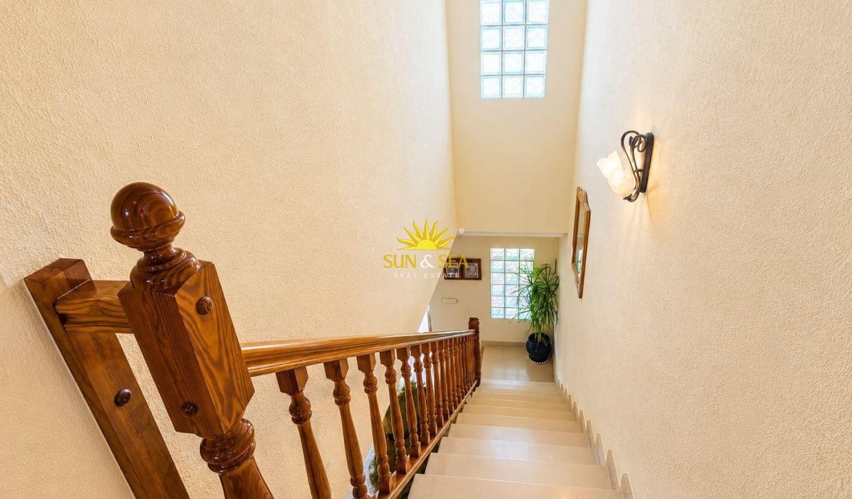 3 slaapkamer Huis te koop in Torrevieja met zwembad garage - € 259.000 (Ref: 9850517)