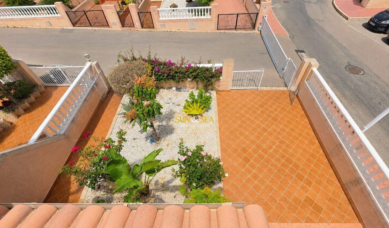 3 slaapkamer Huis te koop in Torrevieja met zwembad garage - € 259.000 (Ref: 9850517)