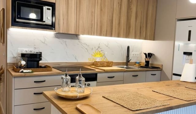 2 quarto Apartamento para arrendamento para férias em Centro - Muelle Pesquero, Torrevieja - 1 350 € (Ref: 9852126)
