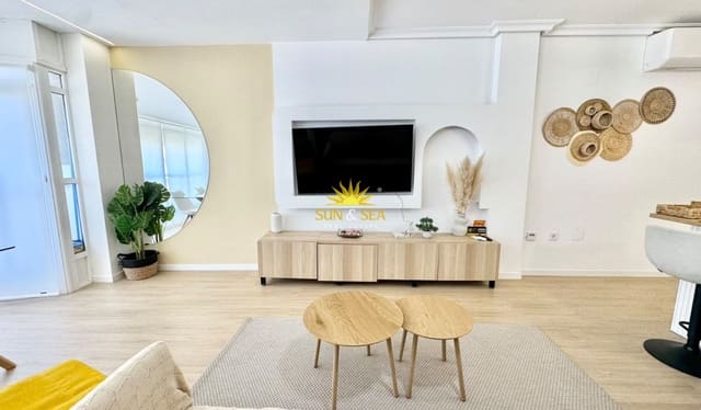   2 soveværelse   ferieLejlighed i Centro - Muelle Pesquero, Torrevieja   - € 1.450 (Ref: 9852126)
