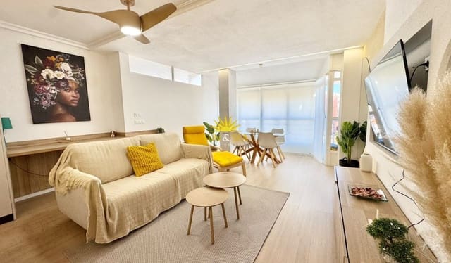   2 soveværelse   ferieLejlighed i Centro - Muelle Pesquero, Torrevieja   - € 1.450 (Ref: 9852126)