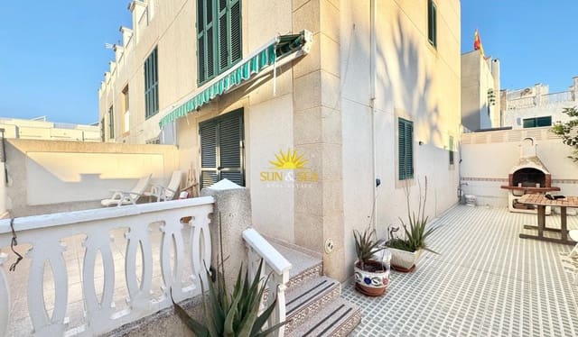 3 bedroom Villa for rent in Guardamar Playa, Guardamar del Segura with garage - € 1,000 (Ref: 9854423)