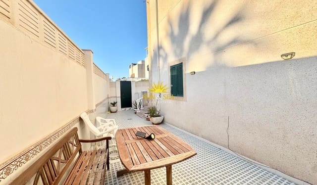 3 bedroom Villa for rent in Guardamar Playa, Guardamar del Segura with garage - € 1,000 (Ref: 9854423)