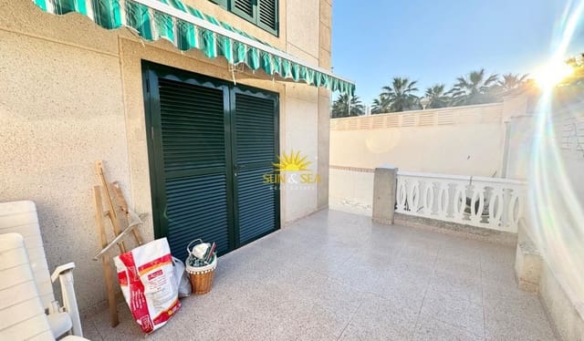 3 bedroom Villa for rent in Guardamar Playa, Guardamar del Segura with garage - € 1,000 (Ref: 9854423)