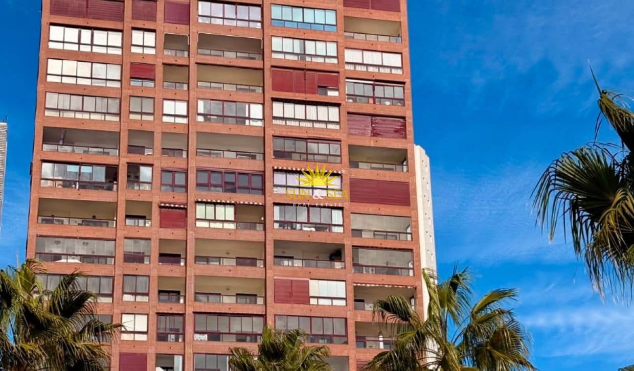 2 makuuhuone Huoneisto vuokrattavana paikassa Cala de Finestrat mukana uima-altaan 
autotalli - 1 600 € (Ref: 9854424)