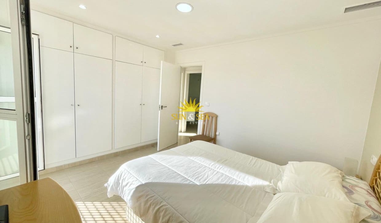 2 makuuhuone Huoneisto vuokrattavana paikassa Puerto de Mazarron mukana uima-altaan 
autotalli - 900 € (Ref: 9854426)