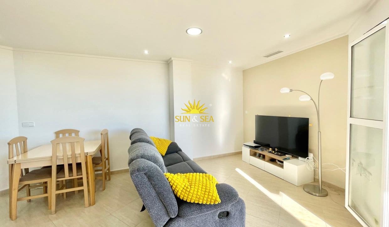 2 makuuhuone Huoneisto vuokrattavana paikassa Puerto de Mazarron mukana uima-altaan 
autotalli - 900 € (Ref: 9854426)