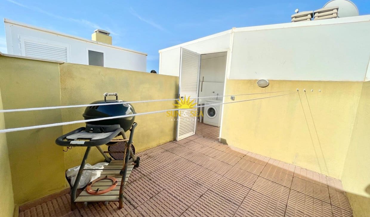 2 makuuhuone Huoneisto vuokrattavana paikassa Puerto de Mazarron mukana uima-altaan 
autotalli - 900 € (Ref: 9854426)
