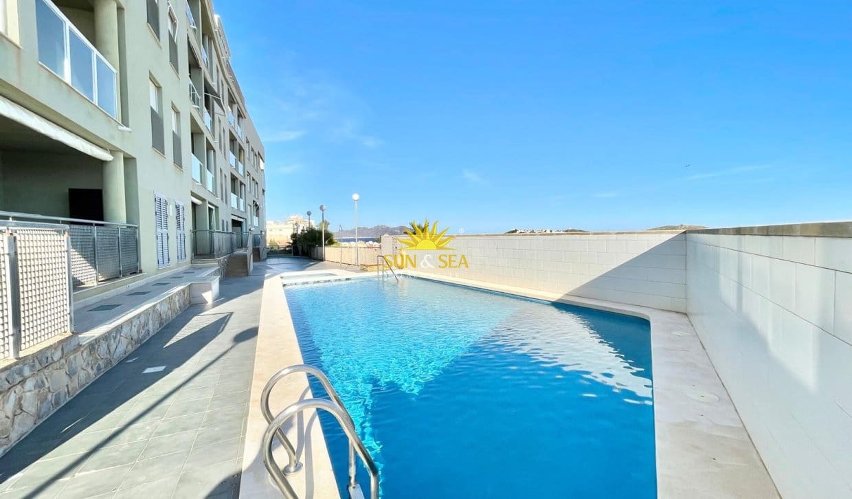 2 makuuhuone Huoneisto vuokrattavana paikassa Puerto de Mazarron mukana uima-altaan 
autotalli - 900 € (Ref: 9854426)