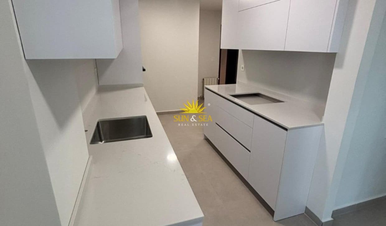 4 soverom Leilighet til leie i Murcia by med garasje - € 1 790 (Ref: 9854427)