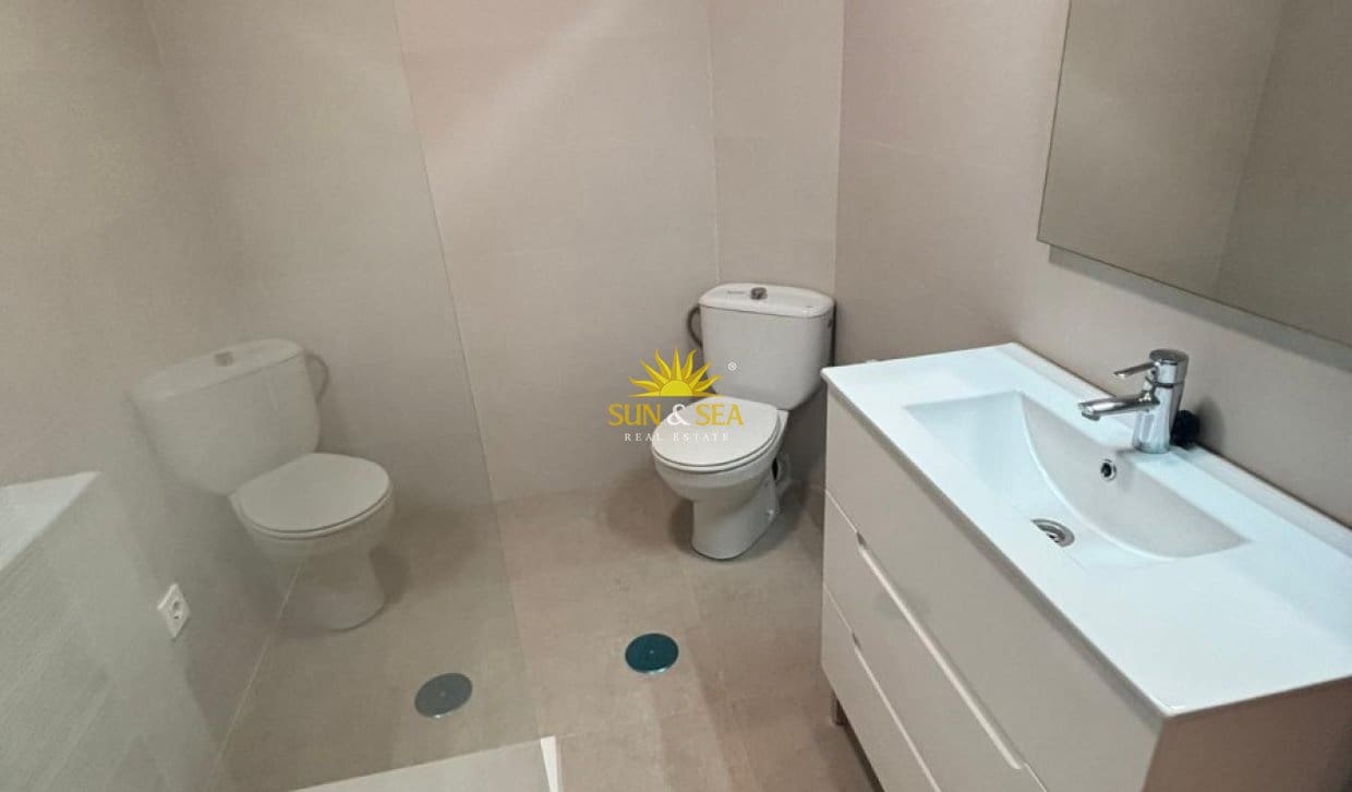 4 soverom Leilighet til leie i Murcia by med garasje - € 1 790 (Ref: 9854427)