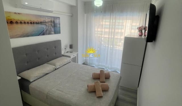 2 quarto Apartamento para arrendar em Punta Prima, Torrevieja com piscina garagem - 900 € (Ref: 9854518)