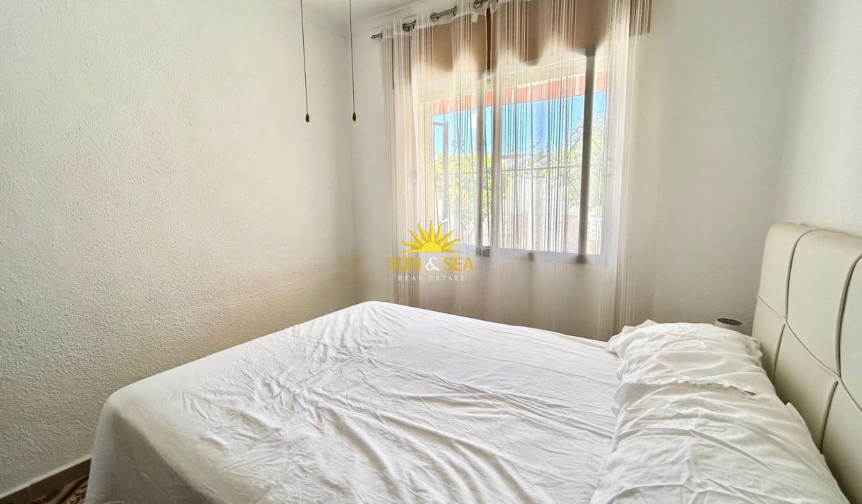 2 quarto Casa em Banda para arrendar em Santiago de la Ribera - 700 € (Ref: 9858687)