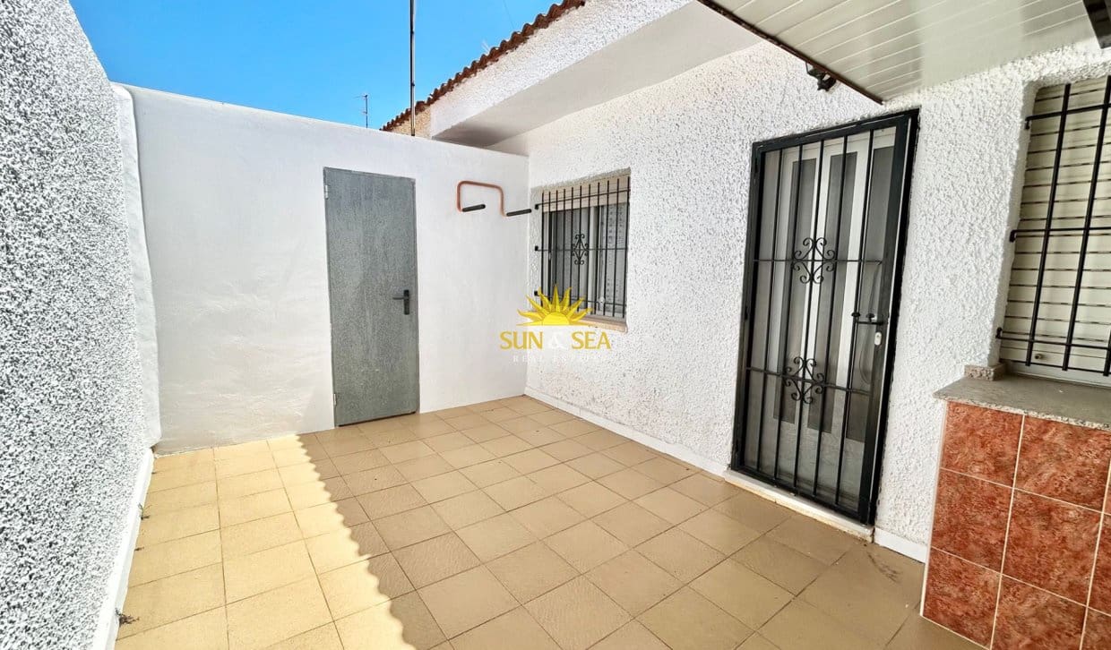 2 quarto Casa em Banda para arrendar em Santiago de la Ribera - 700 € (Ref: 9858687)