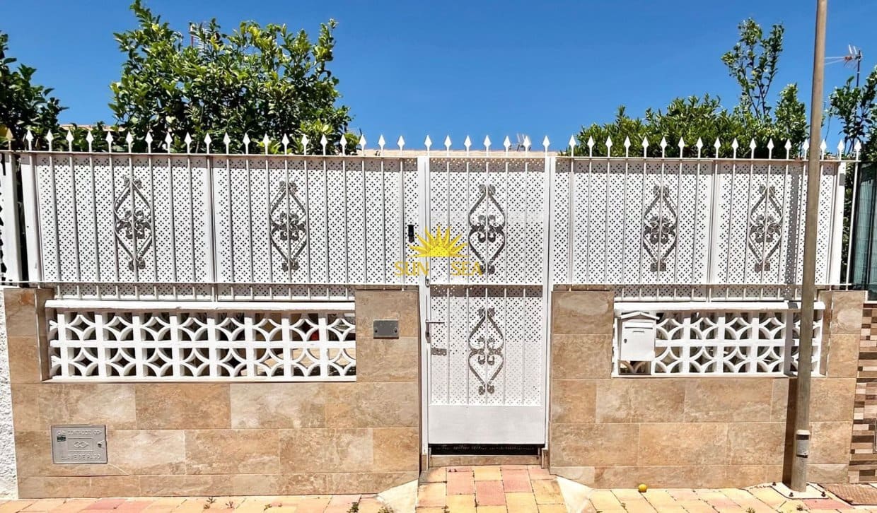 2 quarto Casa em Banda para arrendar em Santiago de la Ribera - 700 € (Ref: 9858687)