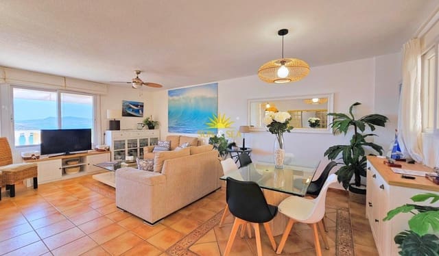6 soveværelse Villa til leje i La Manga del Mar Menor med swimmingpool garage - € 2.900 (Ref: 9858690)