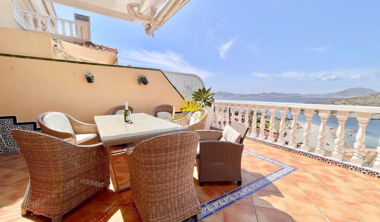 6 bedroom Villa for rent in La Manga del Mar Menor with pool garage - € 2,700 (Ref: 9858690)