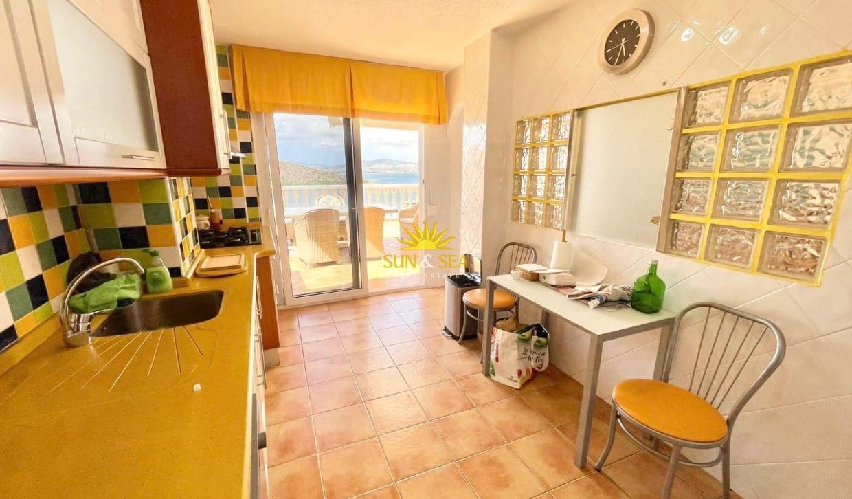 6 bedroom Villa for rent in La Manga del Mar Menor with pool garage - € 2,700 (Ref: 9858690)