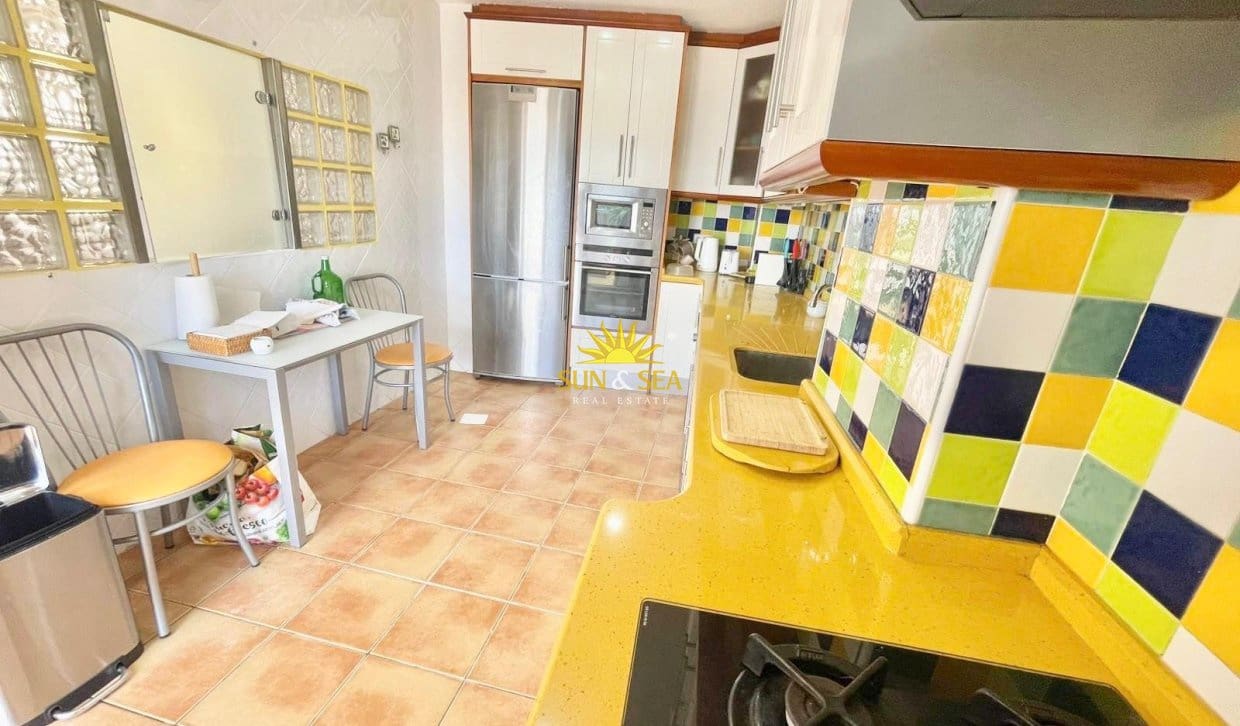 6 bedroom Villa for rent in La Manga del Mar Menor with pool garage - € 2,700 (Ref: 9858690)