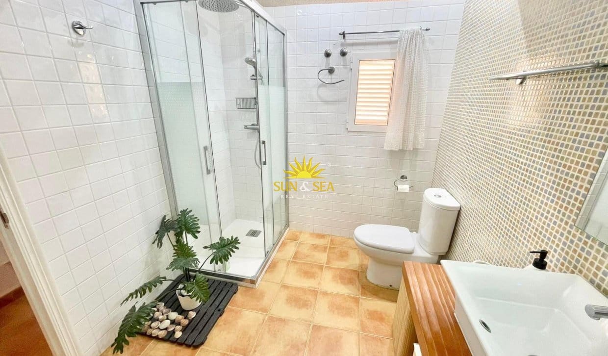 6 bedroom Villa for rent in La Manga del Mar Menor with pool garage - € 2,700 (Ref: 9858690)