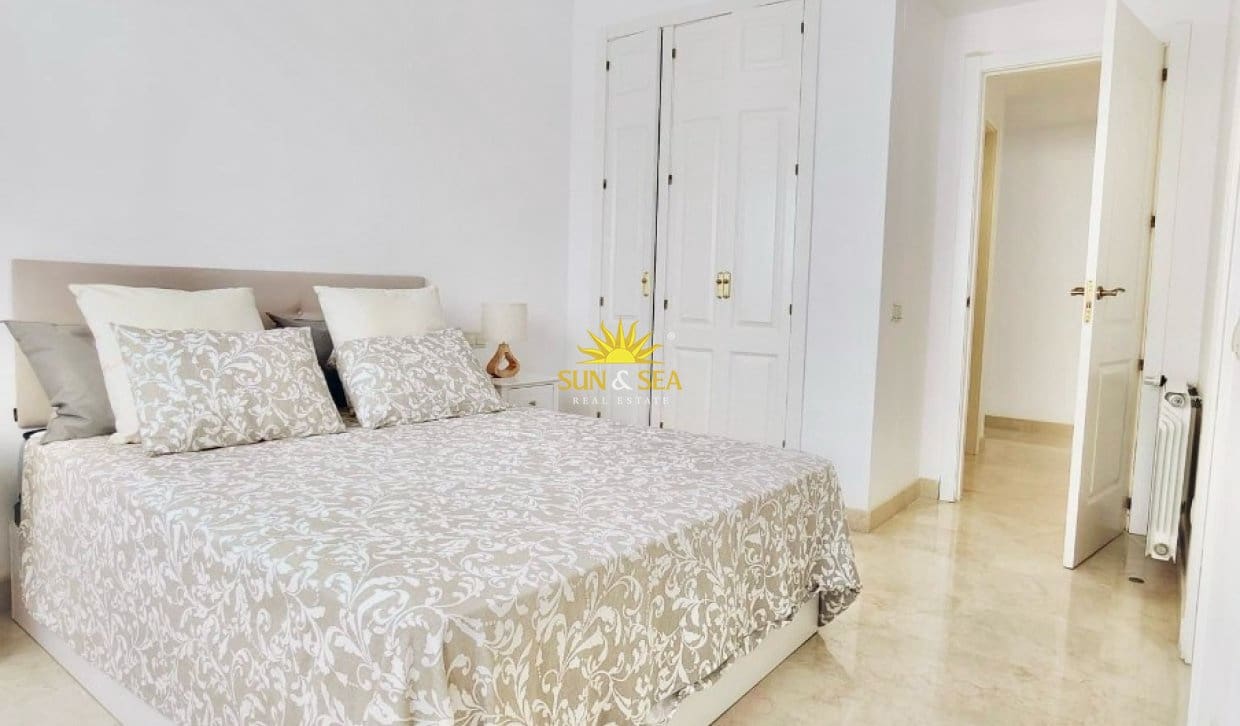2 sovrum Lägenhet att hyra i San Javier med pool garage - 850 € (Ref: 9861007)