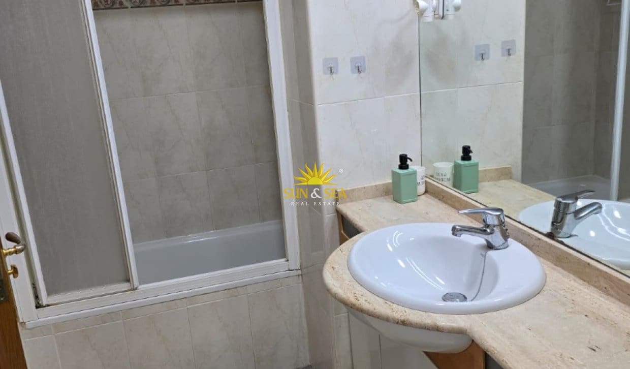 1 quarto Apartamento para arrendar em Murcia cidade com garagem - 800 € (Ref: 9861008)
