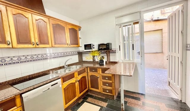 3 bedroom Villa for holiday rental in El Mojon, San Pedro del Pinatar with garage - € 1,350 (Ref: 9861106)