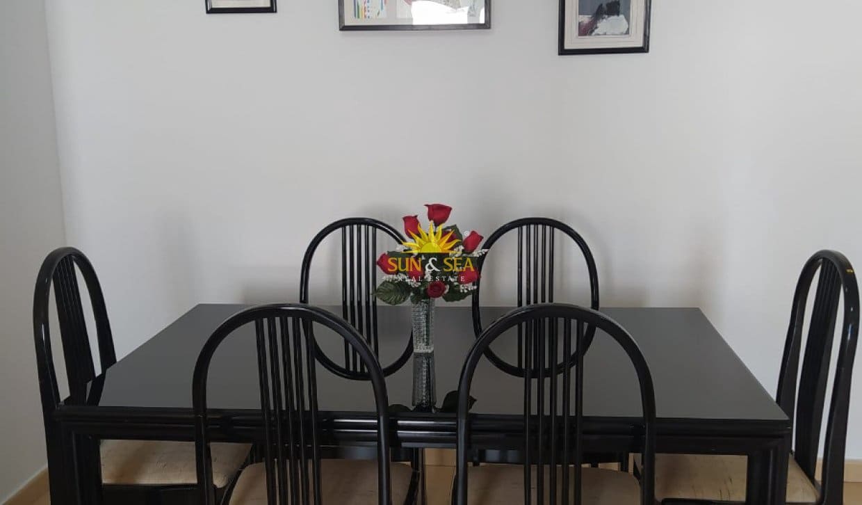 2 bedroom Apartment for rent in Torrevieja - € 850 (Ref: 9861107)
