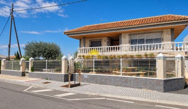 3 soveværelse Villa til salg i Beniel med garage - € 280.000 (Ref: 9861109)