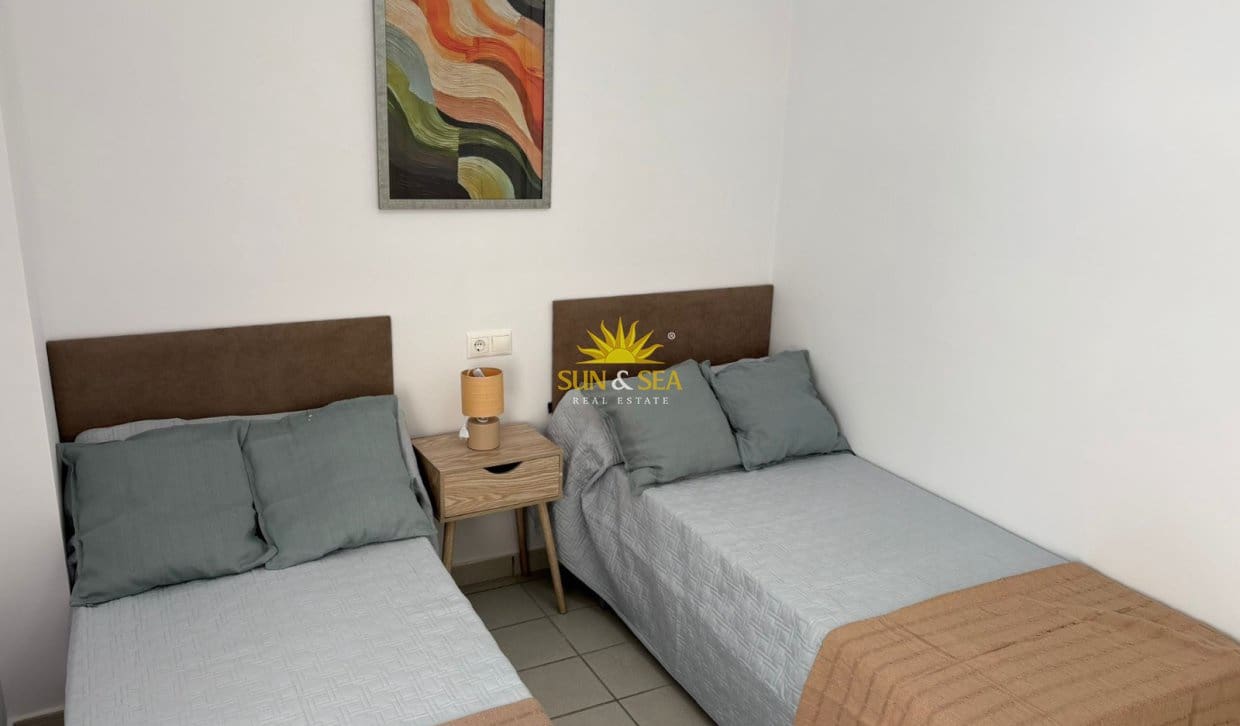 2 bedroom Apartment for rent in Orihuela Costa with pool garage - € 1,050 (Ref: 9861348)