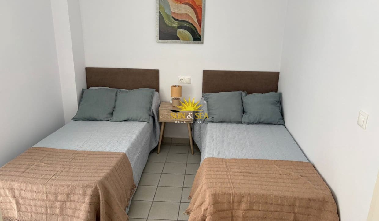 2 bedroom Apartment for rent in Orihuela Costa with pool garage - € 1,050 (Ref: 9861348)