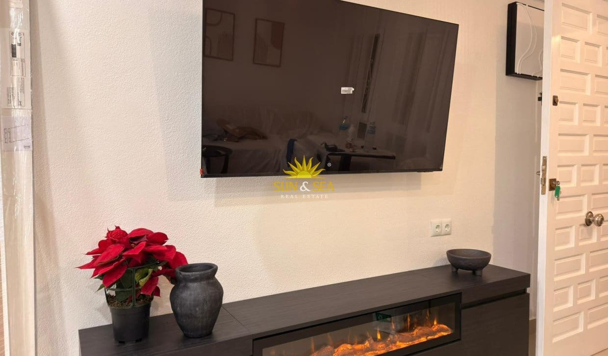 1 slaapkamer Appartement te koop in Torrevieja - € 135.000 (Ref: 9861351)