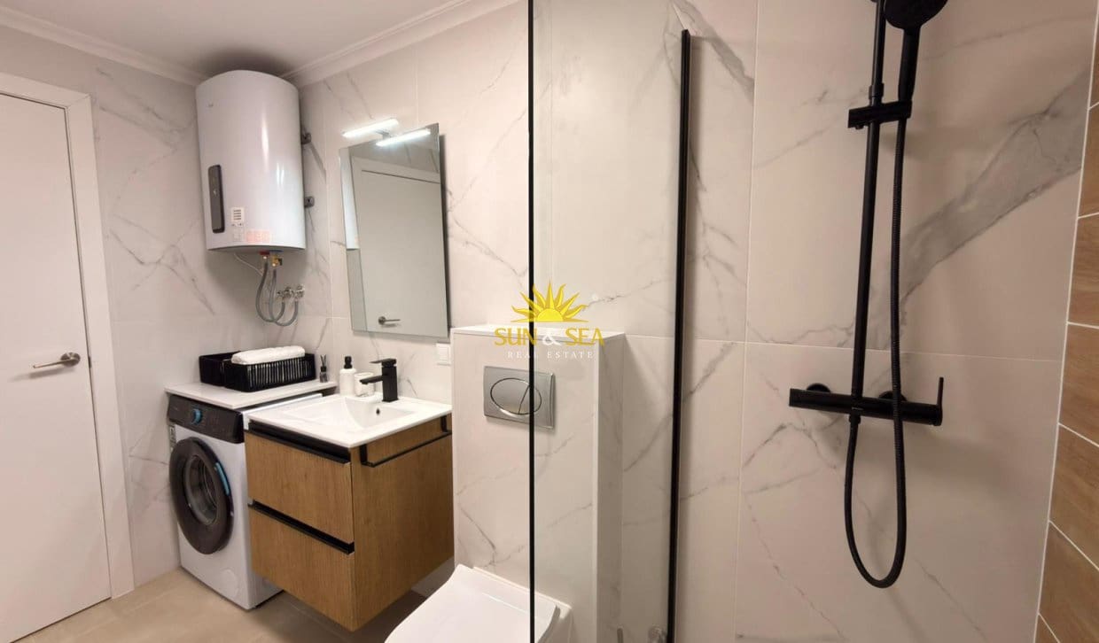 1 slaapkamer Appartement te koop in Torrevieja - € 135.000 (Ref: 9861351)