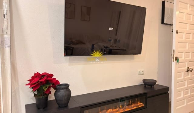 1 slaapkamer Appartement te koop in Avenida Habaneras - Curva de Palangre, Torrevieja - € 135.000 (Ref: 9861351)