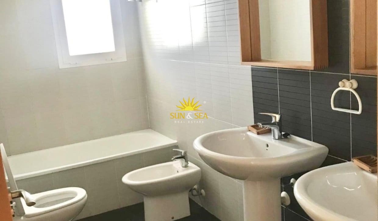 2 soveværelse Lejlighed til leje i La Tercia med swimmingpool garage - € 700 (Ref: 9863734)
